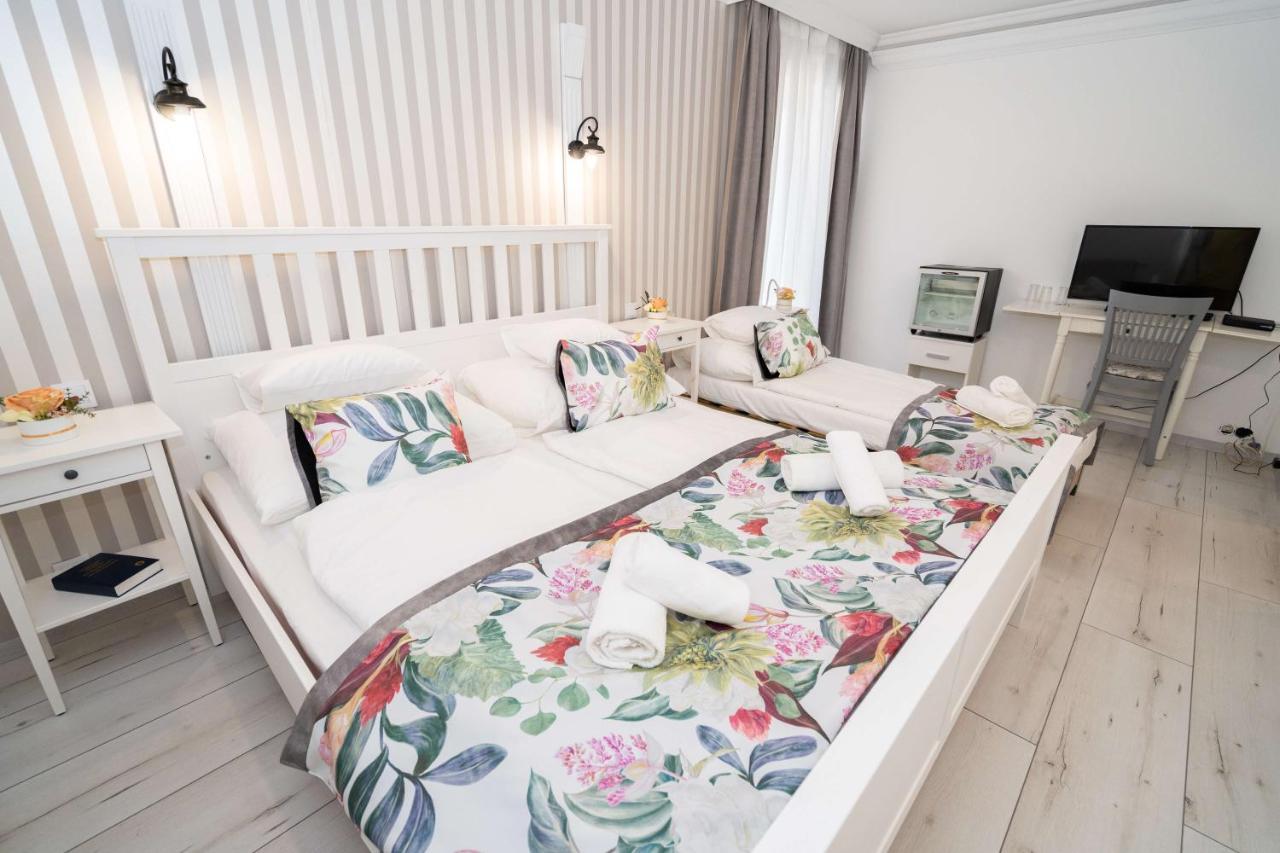 Villa Rose Garden Nyíregyháza Eksteriør bilde