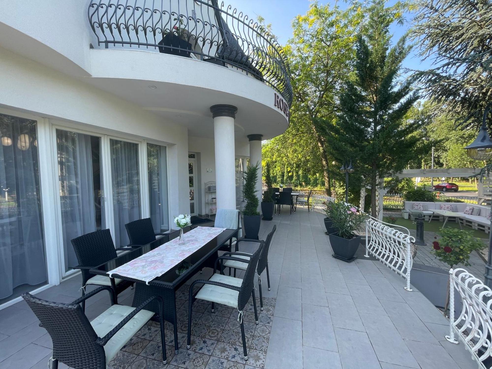 Villa Rose Garden Nyíregyháza Eksteriør bilde